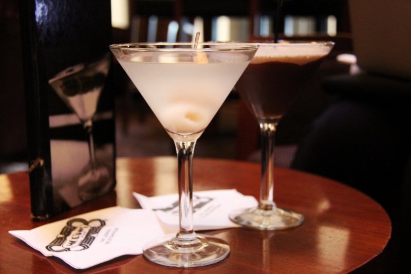 brasserie-LE BAR SUR LOUP-min_martini_bar_lychee_chocolate_alcohol_liquor_happy_hour_happy-910161